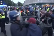 英国首相斯塔默：持续的暴力事件已演变为“暴力骚乱”