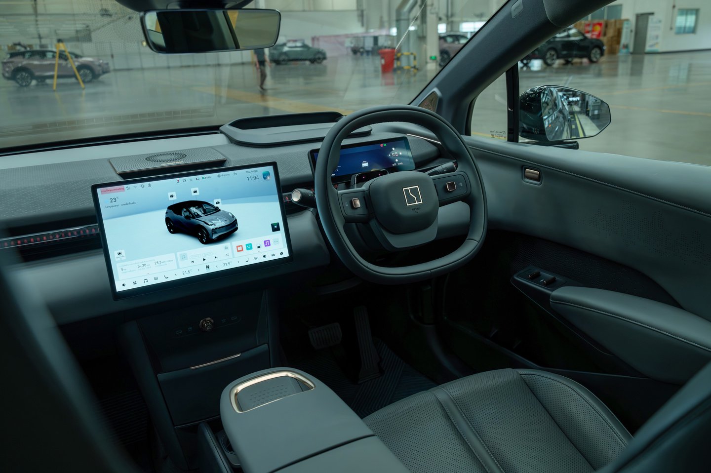 首批右舵版极氪 X 量产下线:全面进军右舵车市场,预计 Q3 交付