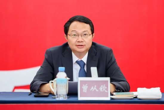 携手共创露酒价值 绽放和美新未来 五粮液承办第三届中国露酒T5峰会