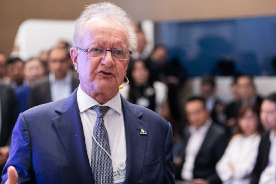 昆山杜克大学常务副校长约翰・奎尔奇:中国电动汽车制造商在新兴市场迎来合资机遇