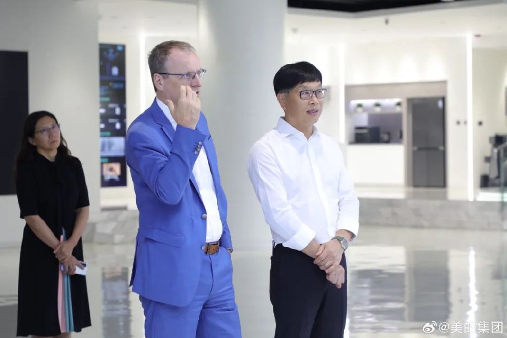 美的方洪波,狂揽300亿